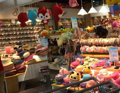 日用百貨的生意有哪些?探索多元?jiǎng)?chuàng)業(yè)機(jī)會(huì),開啟百貨經(jīng)營(yíng)新篇章